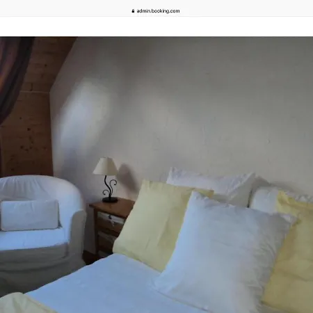 Holiday home Maison 5 Pers-parkings Prives Dans Jardin Clos *